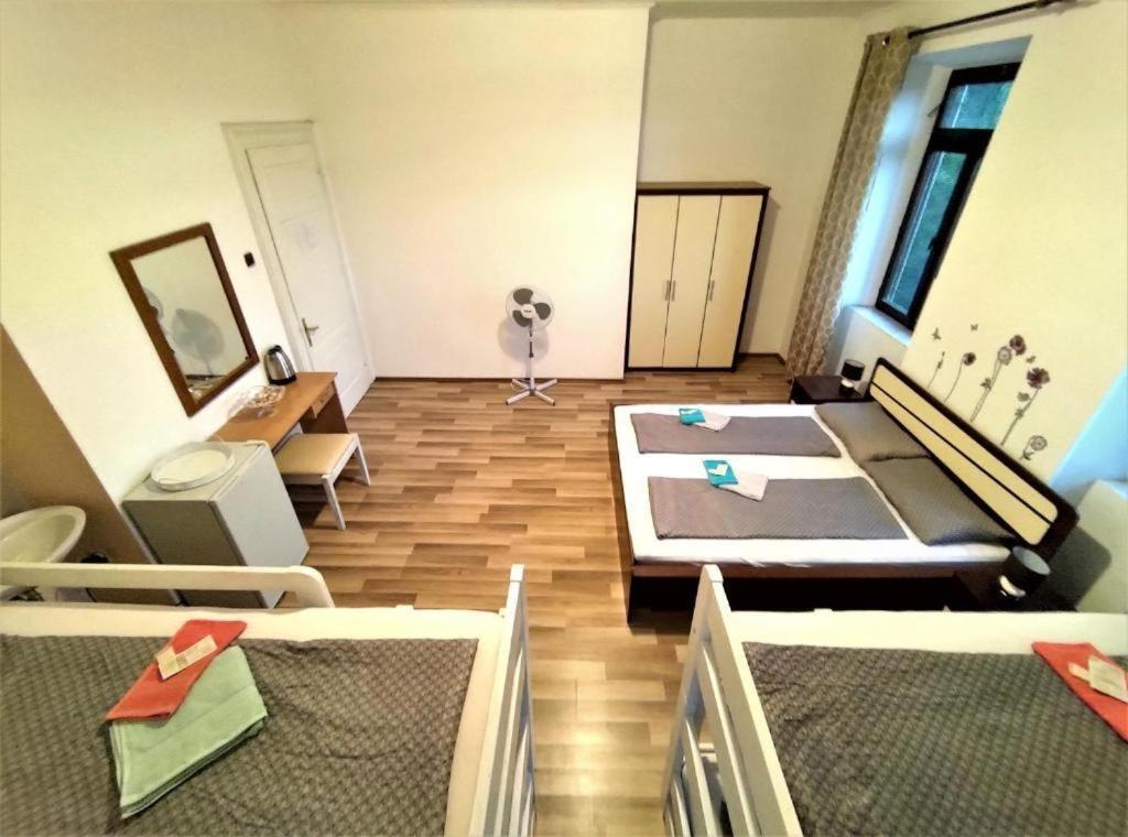 San Valentino Hotel Basanija Ngoại thất bức ảnh